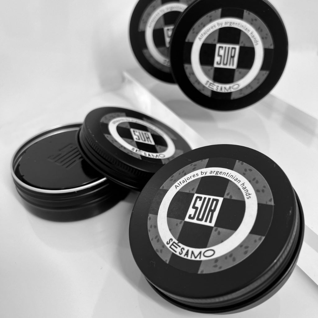 Alfajor Sesame & Lime  individual tin